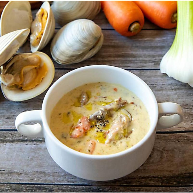 LOHASOUP 牡蠣の旨み溶け込むクラムチャウダ