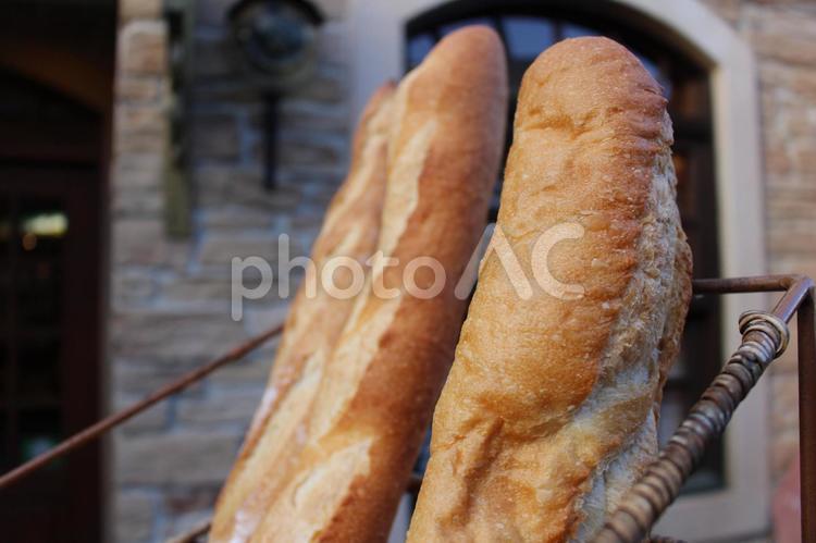 バゲットとバタールって何が違うの？覚えておきたいフランスパンの種類と特徴♪キナリノ