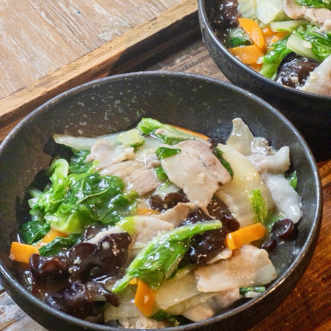 材料は白菜と豚肉だけ！驚くほど簡単なのに驚くほど旨い『中華あんかけ丼』の作り方 - だれウマ