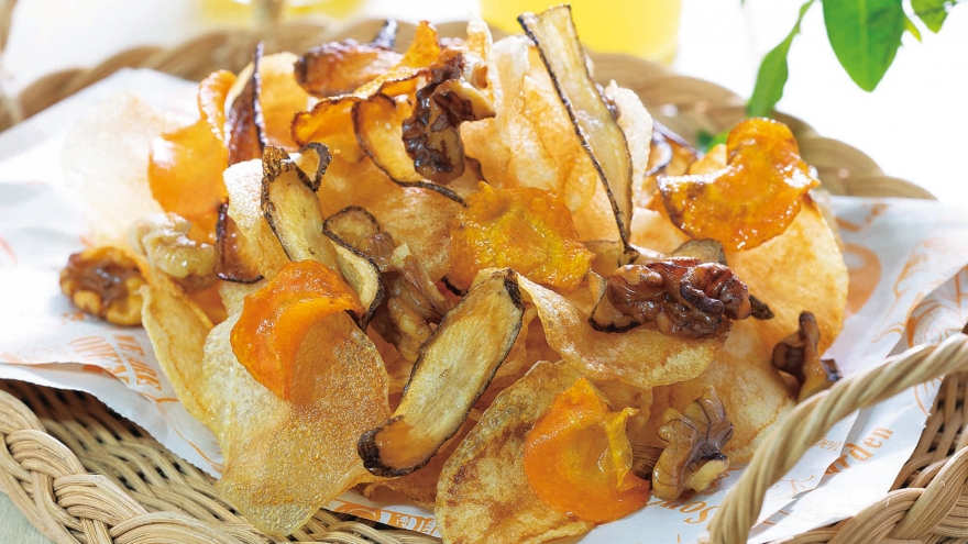 揚げない「さつまいもチップス」のレシピ・作り方 レンジで簡単オレンジページ ニュースデイリーオレンジページnet