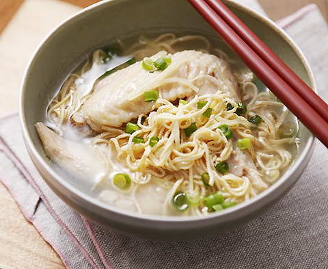 業務スーパー 豆腐皮の美味しい食べ方レシピ豆腐皮とピーマンの炒めの作り方定番中華メニュー 豆腐皮スマート中華ガチ中華食材