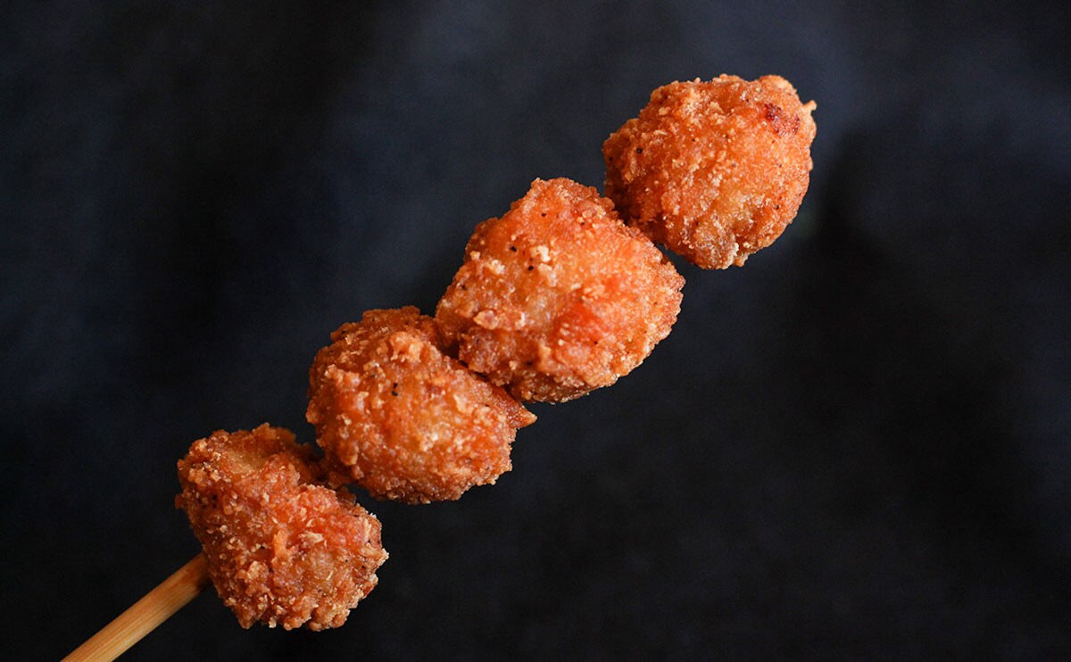 ファミリーマートがレジカウンターに指差しシートを導入。聴覚・言語障害の客の買い物サポートのため