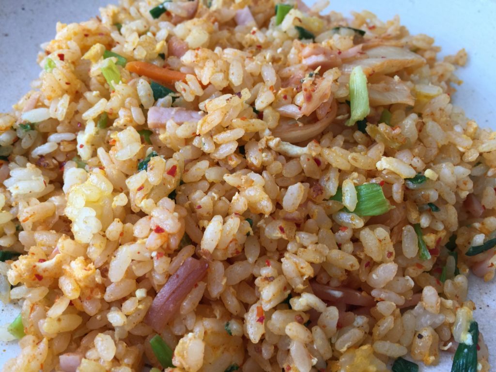 基本からアレンジまで！思わずつくりたくなる「黒チャーハン」のレシピ集クックパッド