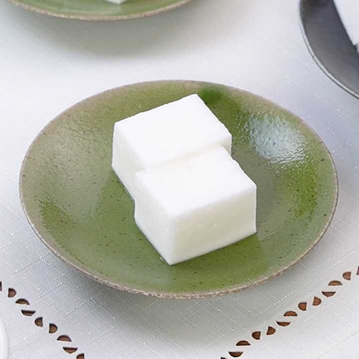 二色かん水ようかんと淡雪かん