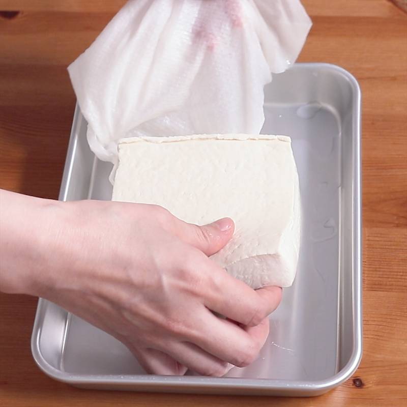 電子レンジで調理が完結する豆腐レシピ--水切り法も紹介 - トクバイニュース