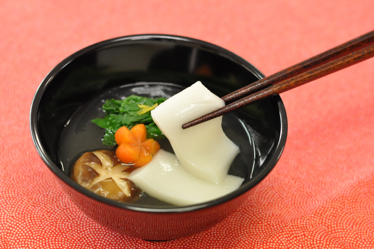 レンジで簡単！関西風雑煮 - サトウ食品