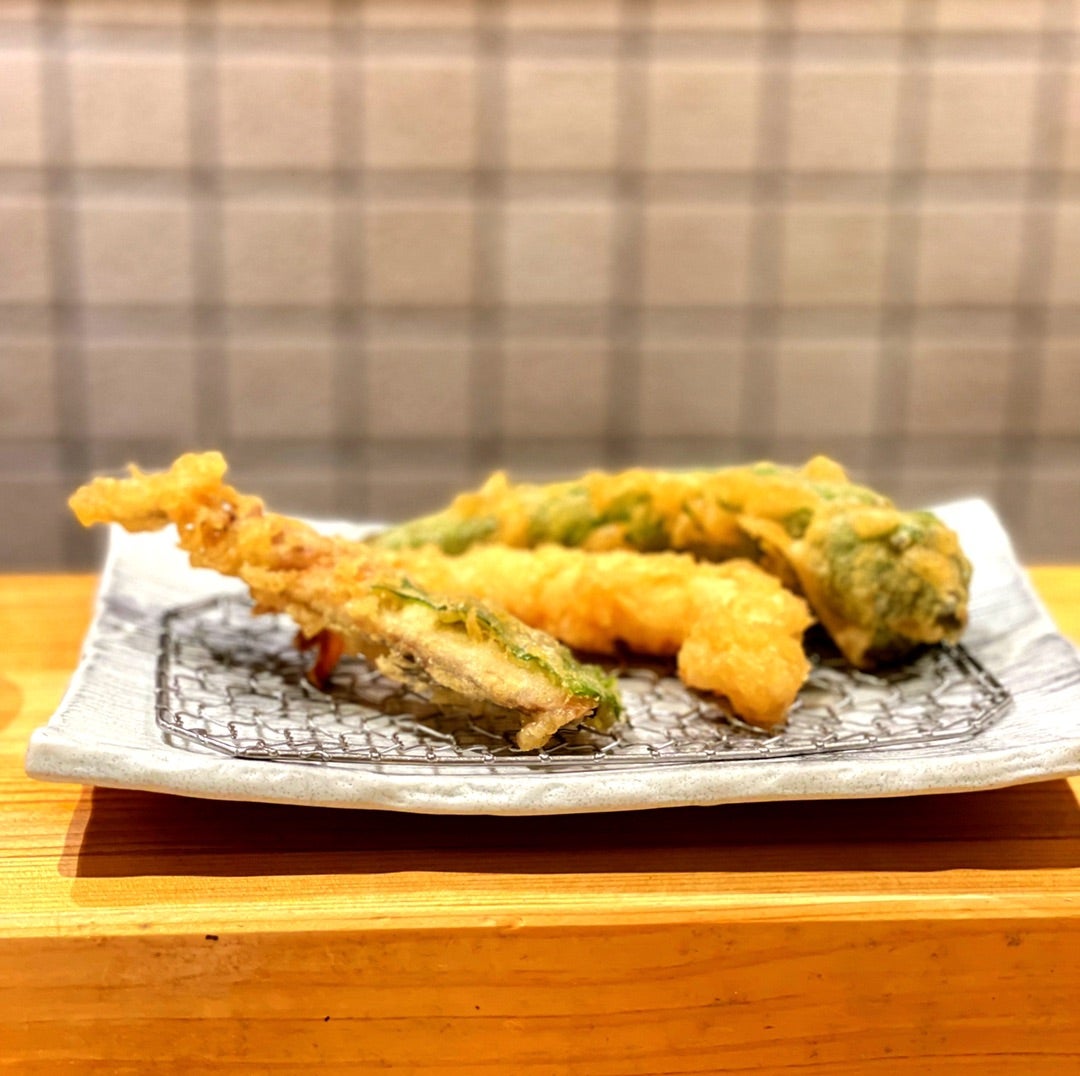 グルメ 月曜日40食限定！ 一品ランチで勝負する「ビフテキ丼」は必食東京・大門『シェ・ノブ』ロケットニュース24