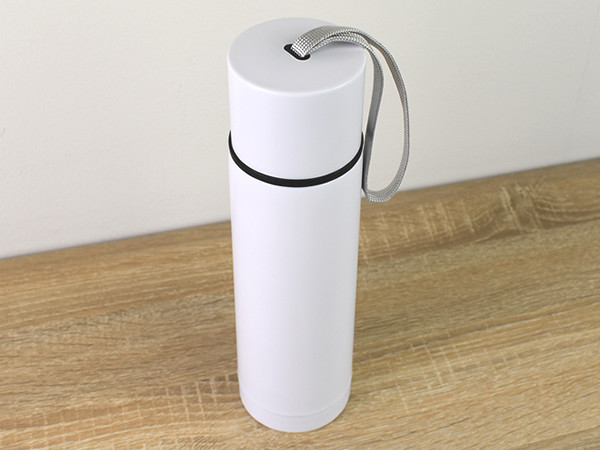 ダイソーで700円 ？！ちょっと高いけど買う価値アリ♡高機能なペットボトルホルダーmichill byGMO ミチル