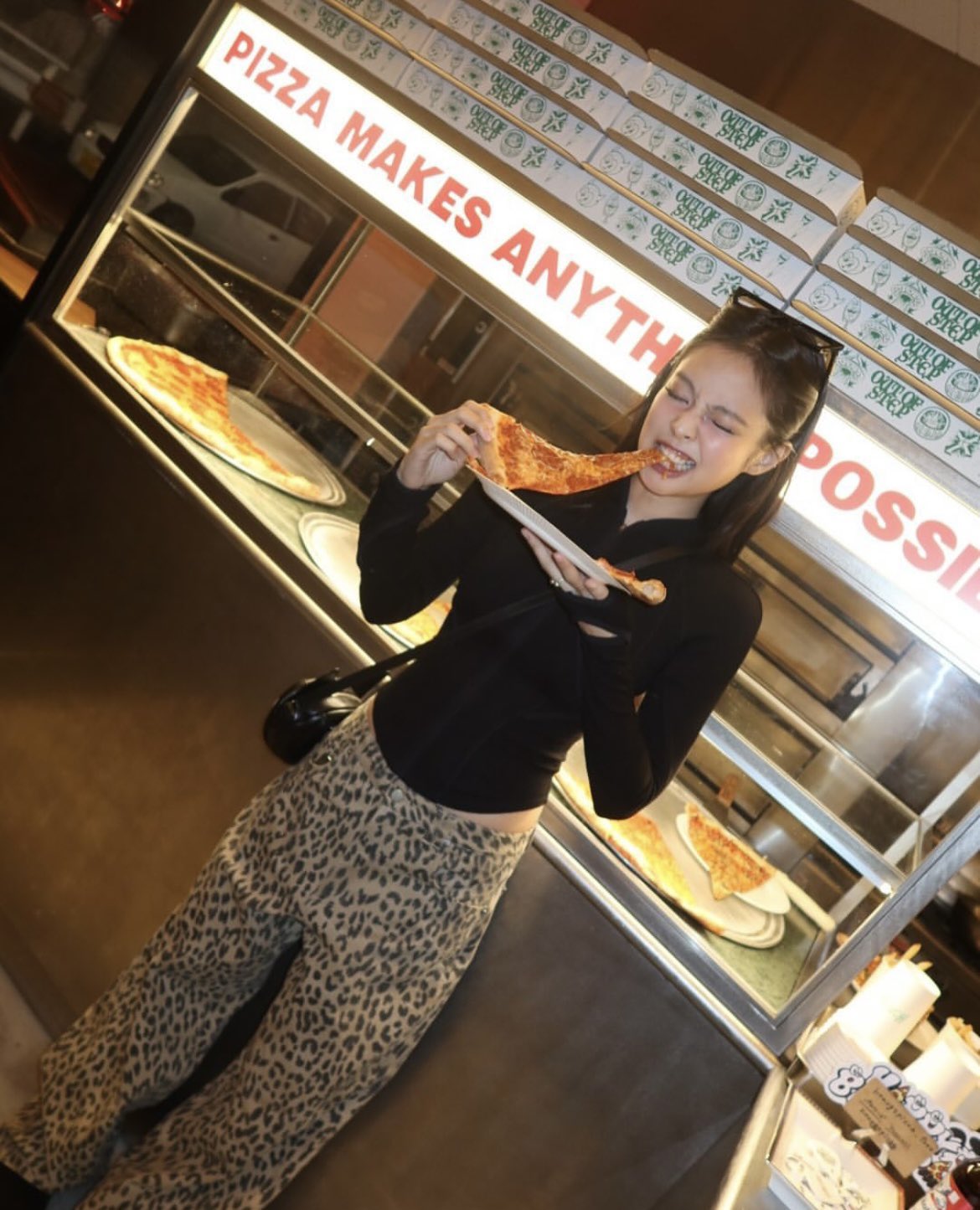 ロゼぶるーの 大阪ピザTikTok