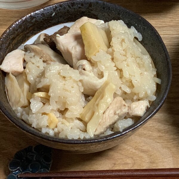 基本の五目炊き込みご飯のレシピ 作り方：白ごはん.com