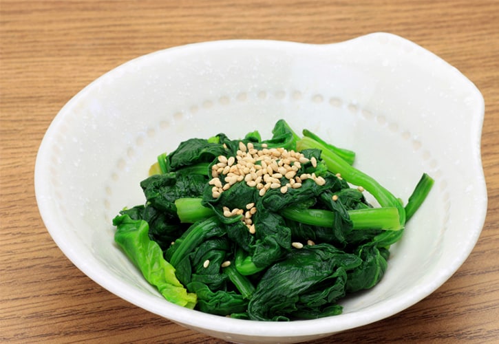 ほうれん草のアク抜き方法と美味しい食べ方