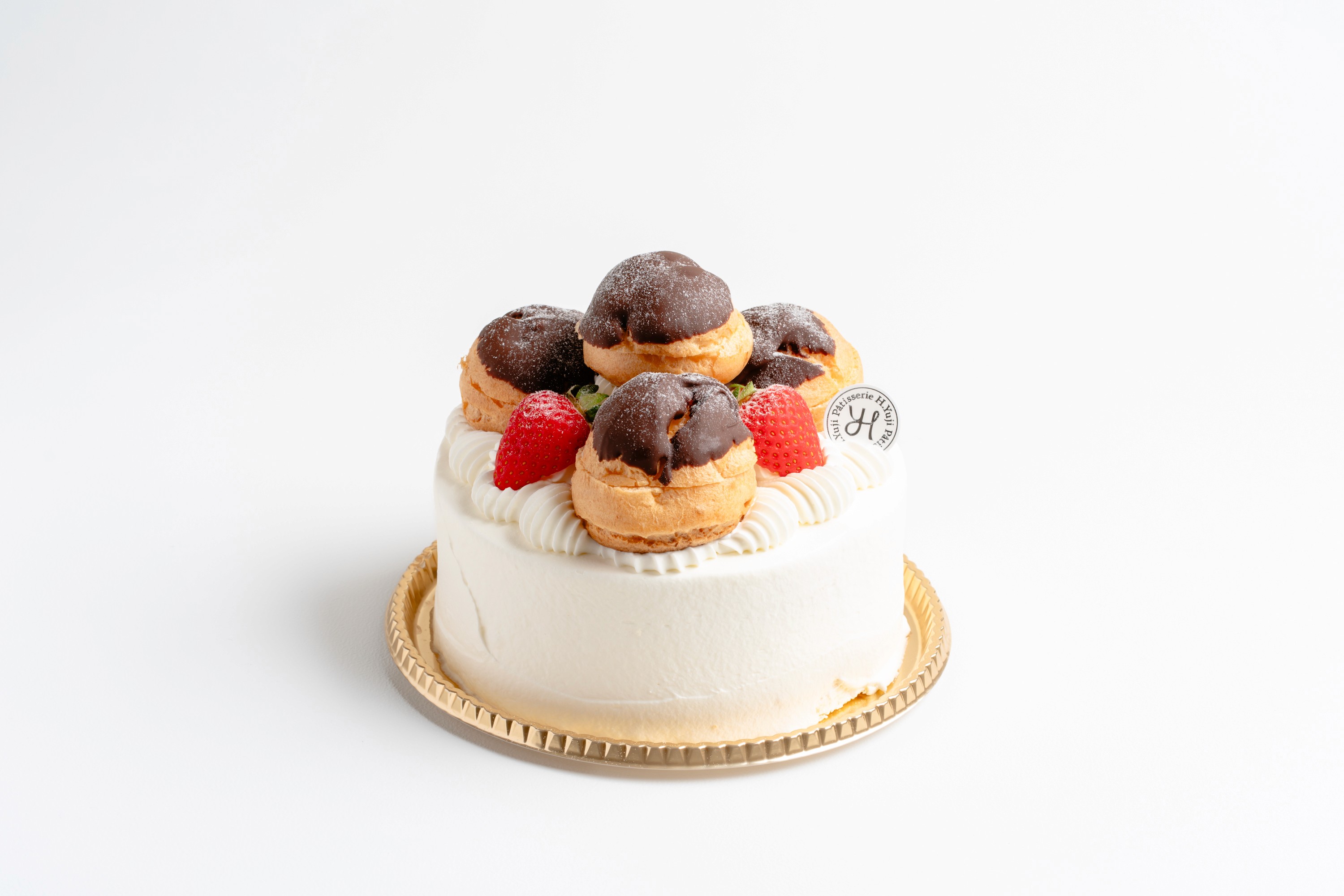 宜野湾市パティスリーアッシュユウジは大人気のケーキ屋！種類豊富でギフトにも◎！バレンタインデーにも - おきなわめぐり