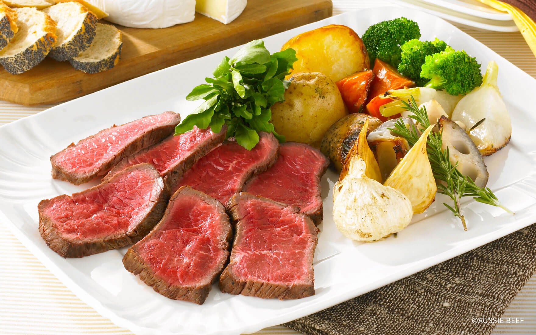 ステーキ肉のビーフシチュ