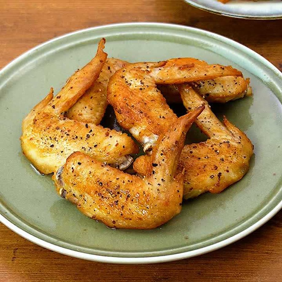 家事ヤロウ」で話題！驚きの塩水パワーで絶品「手羽の海水焼き」の作り方 - E・レシピ 1 1ページ