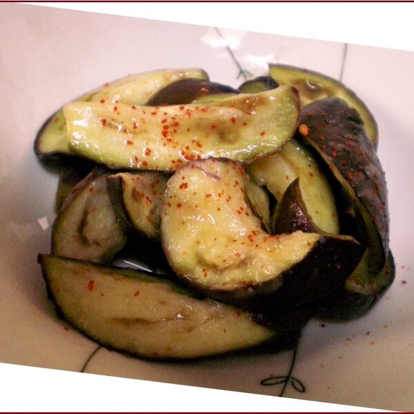 レンジで簡単「ごまポンなす」レシピ！大根おろし×ごま油＆ポン酢でさっぱり