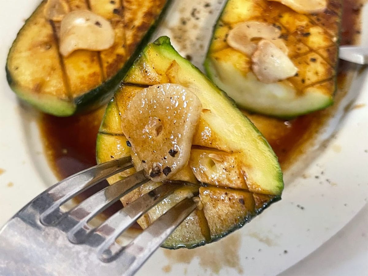 初体験のおいしさ！ ズッキーニのレシピ4品。チヂミ、肉詰め、サラダ三越伊勢丹の食メディアFOODIE フーディー