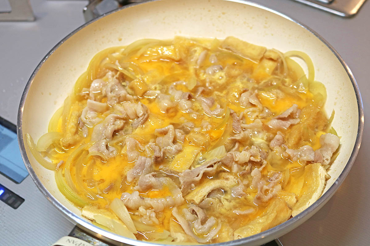 基本からアレンジまで！思わずつくりたくなる「卵とじ丼 豚肉 めんつゆ」のレシピ集クックパッド