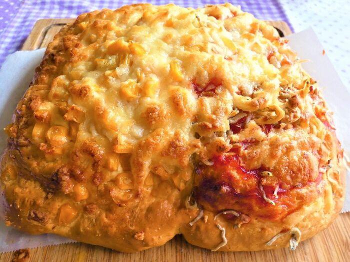 材料4つ 型いらずで超簡単！ホットケーキミックスで作る 焼きっぱなし天板バナナケーキ - YouTube