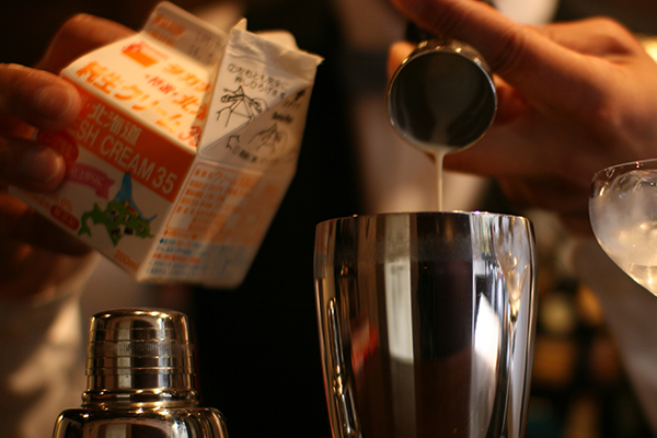 Cocktail「プラチナ・ブロンド」 カクテル言葉 