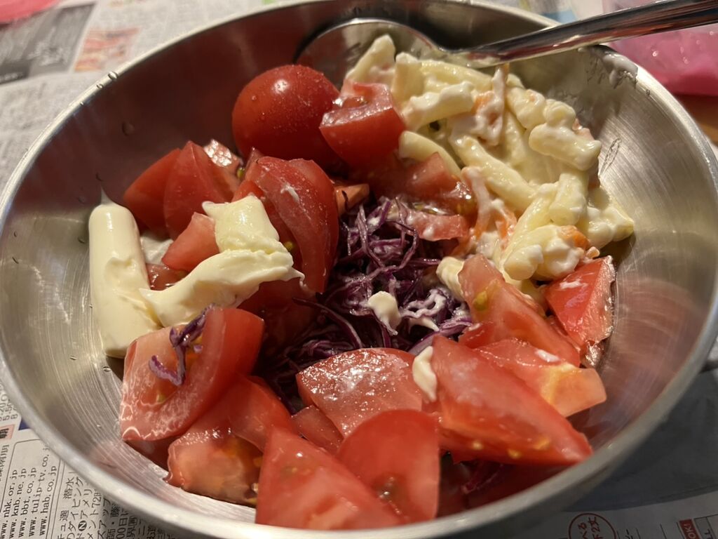 サザエのスープ。コンソメスープ？の中にサザエが丸々一個ドボンと入ってます。見た目通りのお味でした。 - Picture of Sound SwellResort, Minamiboso - Tripadvisor