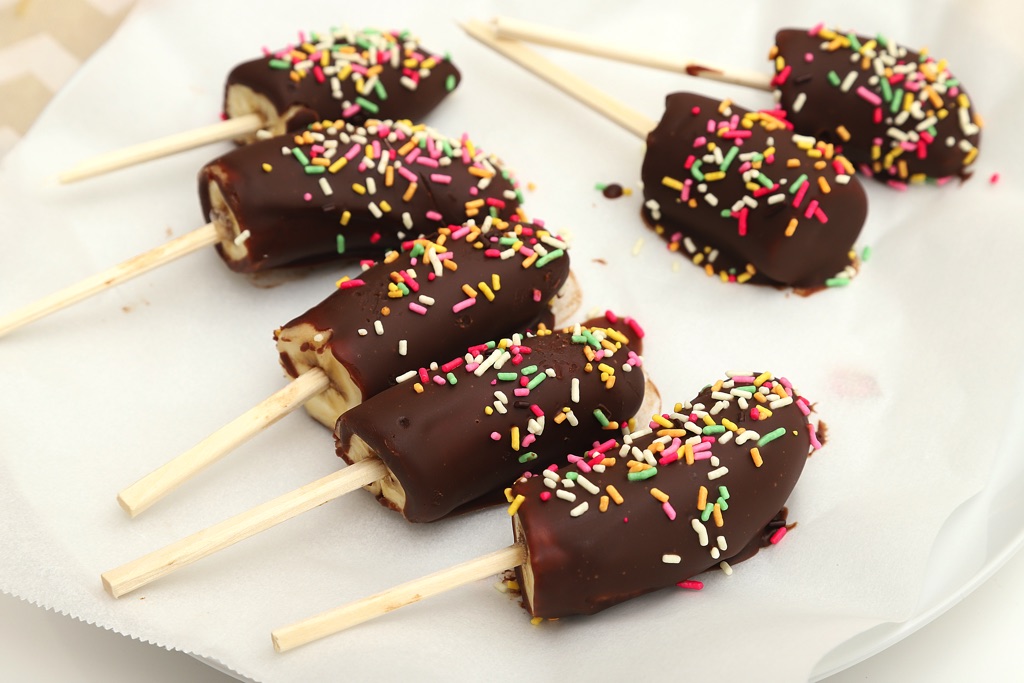 100均アイテムで！チョコバナナを立てる台の作り方を解説カケマネ