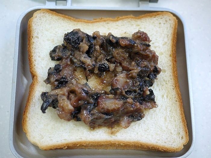 ホットサンドメーカーであんバターサンドクラシル