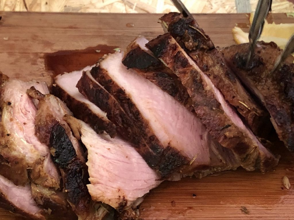 ダッチオーブンで作るローストポークはキャンプ初心者に絶対おすすめ キャンプ料理お気楽アウトドアろぐ わ