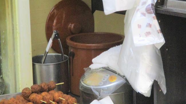 わが町のおかず図鑑 加茂市・菜工房ヤマダの名物は1日400本以上売れた純粋黒豚のレバーフライ