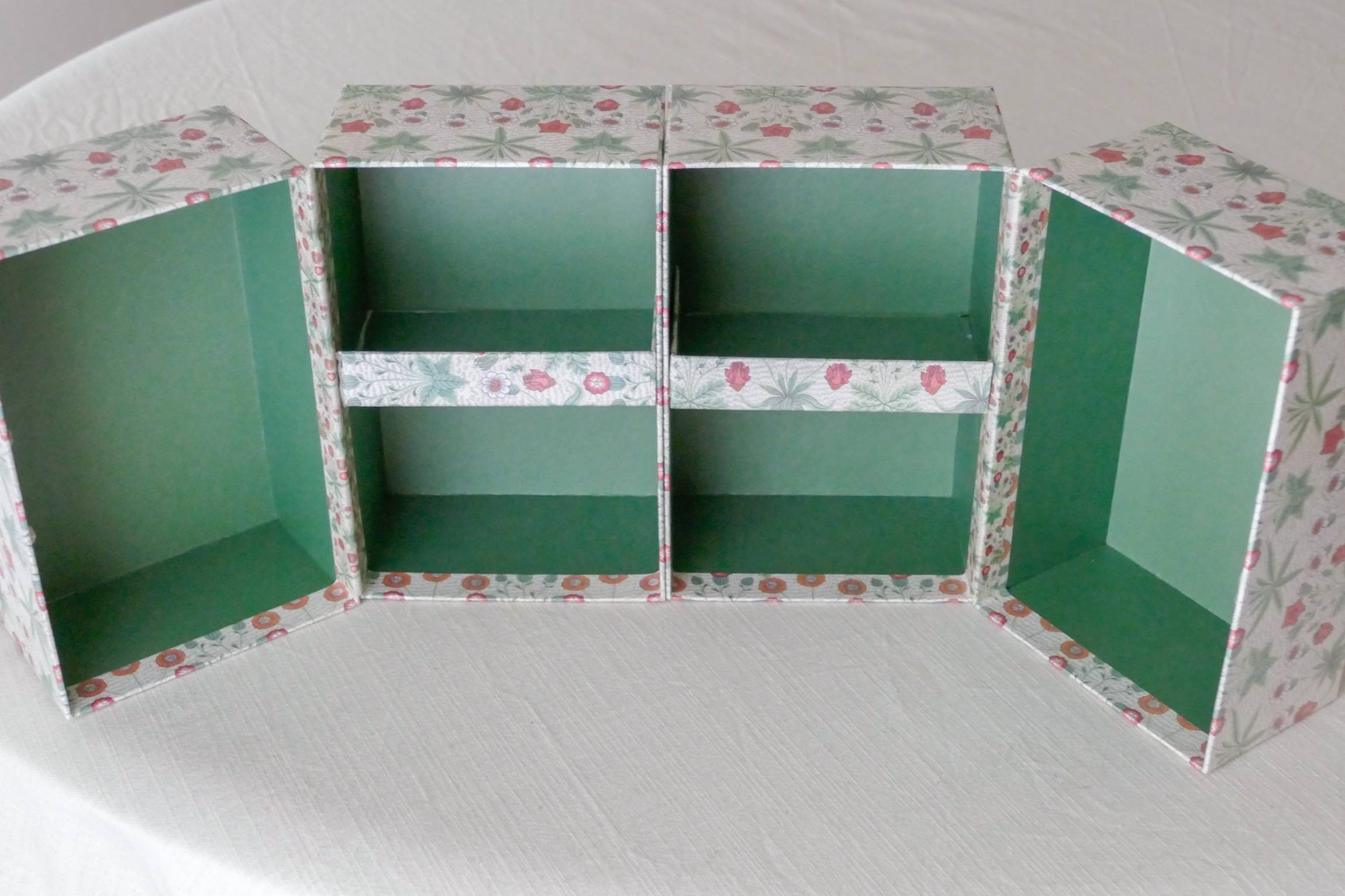 幸せをギューッと詰め合わせて。ちょっとしたプレゼントにクッキーBOXを手作りMERY