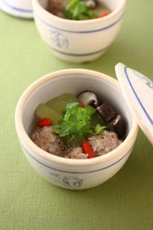 和風 冬瓜と鶏ひき肉の生姜スープ