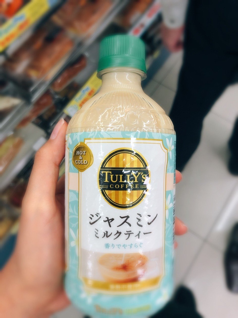 サントリー緑茶「伊右衛門」ブランドからの新しい提案「伊右衛門 ジャスミン」新発売 ファミリーマート先行発売 「伊右衛門 朝のアイスティー」新発売ファミリーマート限定発売ニュースリリースサントリー食品インターナショナル