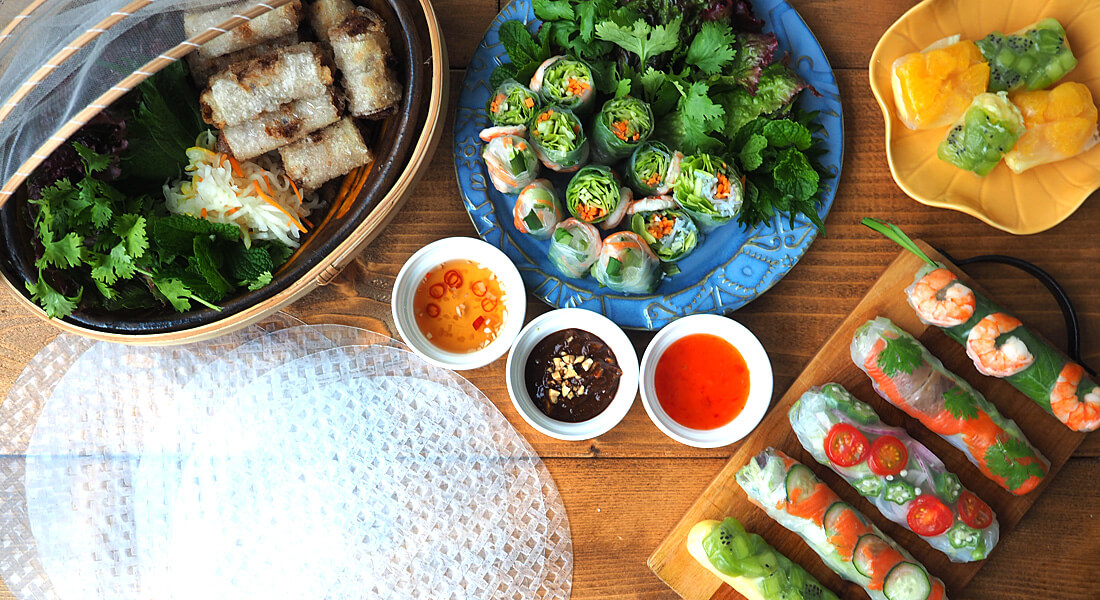 巻き方&揚げ方が分かる！ ベトナム風揚げ春巻き