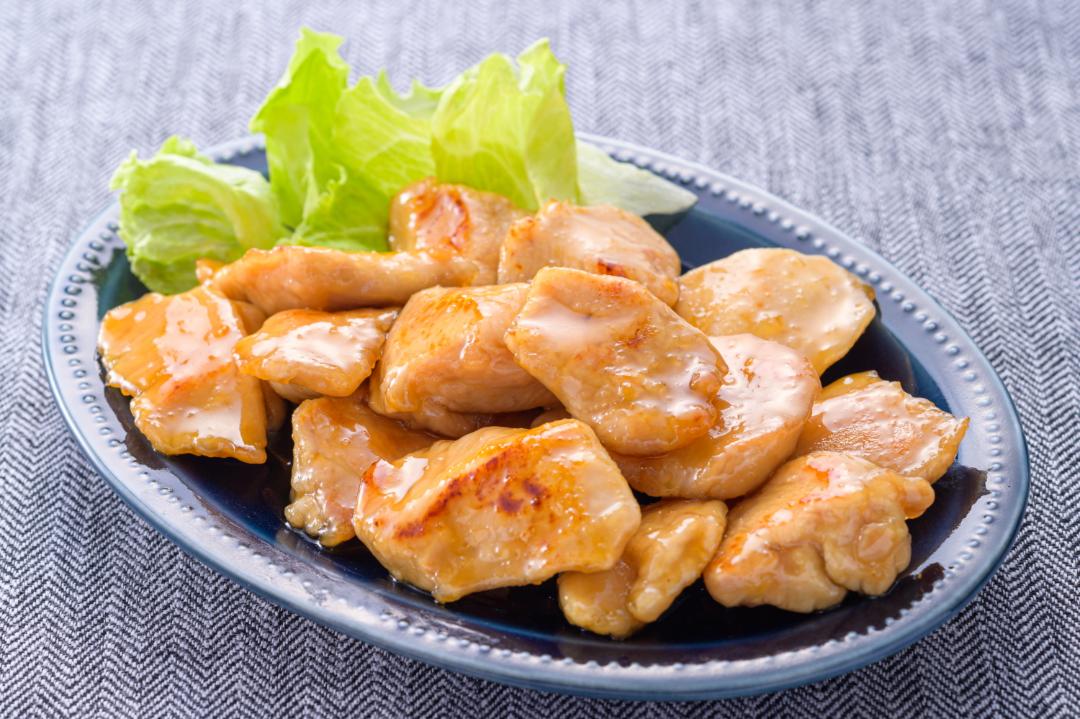 胸肉柔らか♪鶏胸肉とピーマン・玉ねぎの黒胡椒甘酢炒め