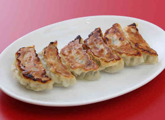 キャベツとニラたっぷり餃子