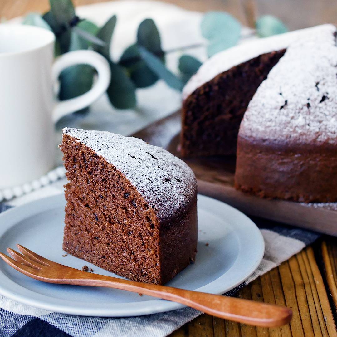 手作りバレンタイン メレンゲなし！材料５つ！濃厚ガトーショコラの作り方♡ ホットケーキミックスで簡単♡混ぜて焼くだけ♩バレンタインレシピ簡単お菓子作り