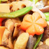 フライパンで簡単！基本の筑前煮 こく旨リッチ特選丸大豆しょうゆ使用