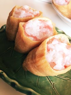 ピンクのいなり寿司 津軽の郷土料理 青森県ならではの稲荷寿司を紹介する Very rare pink inari sushi - YouTube