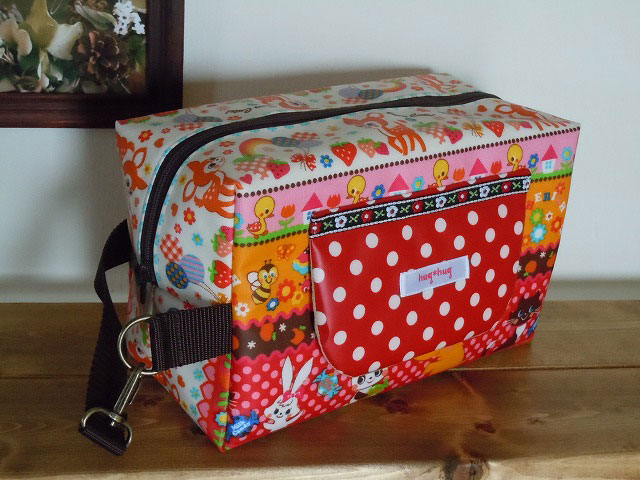 おむつポーチ 雲柄ラミネートオムツポーチ ベビー用品 おむつポーチ 1個 yuzukinari ポーチ おむつ入れ ベビーグッズ かわいい 出産祝い手作り ハンドメイド おむつ オムツ 便利 おむつ替え 富山県 立山町 F6T-328 富山県立山町ふるさと納税サイト「ふるさと