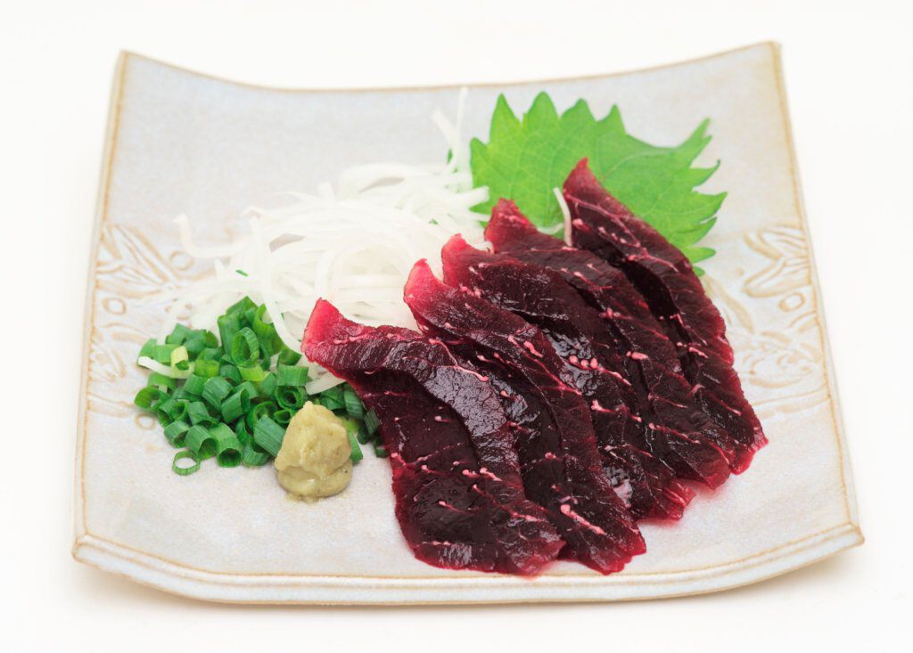 栄養価抜群!!癖になる味わい!!低温熟成ミンク鯨 くじら 赤肉一級400g 200g×2A冷凍