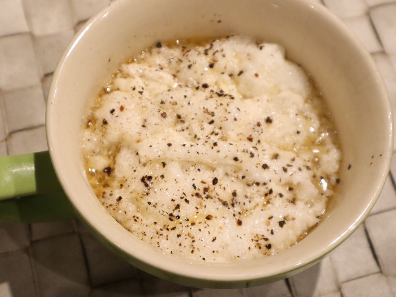 お酒に抜群、おいしい◎ワインにぴったり♪余った卵白を活用した、簡単すぐできるおつまみレシピ