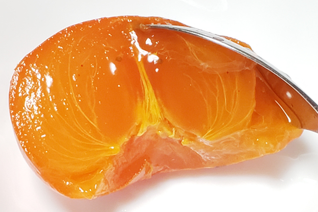 すごい裏ワザ！ 固い柿をあっという間に完熟状態にする方法！とろウマ食感がクセになる〜♡暮らしニスタ