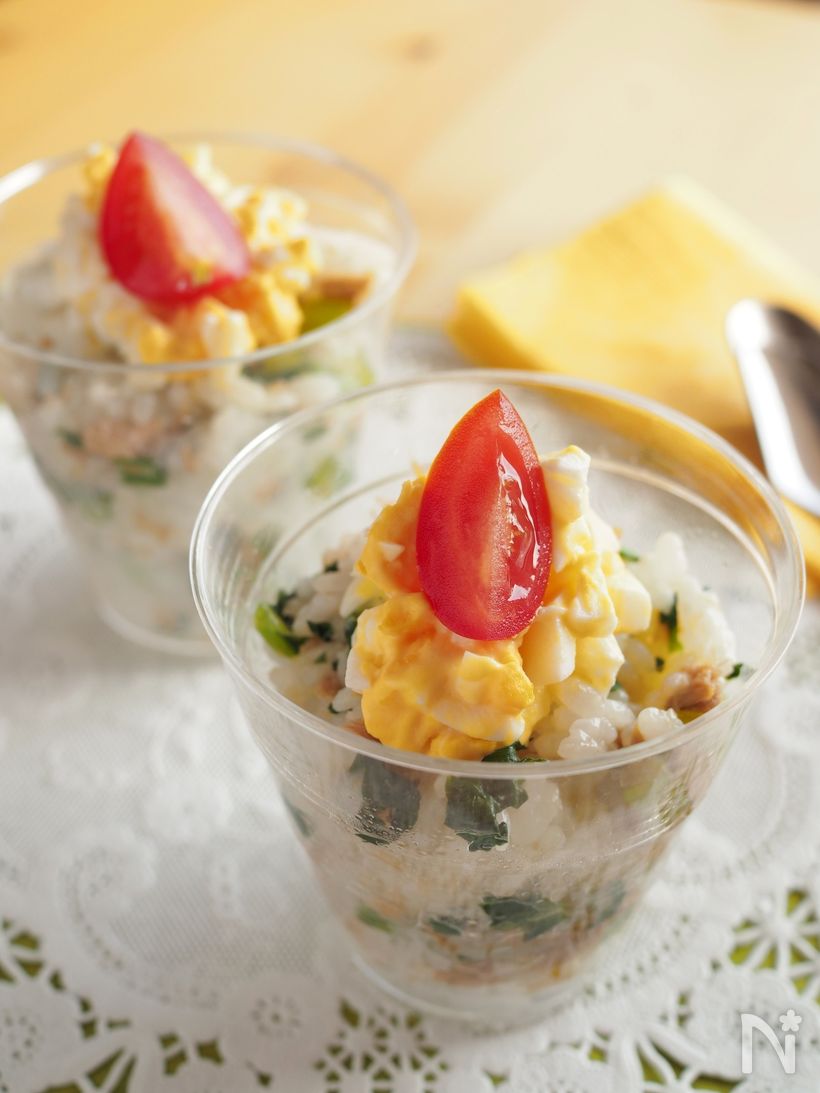 クリスマスツリーのカップちらし寿司レシピ・作り方ネスレ日本 製品情報サイト