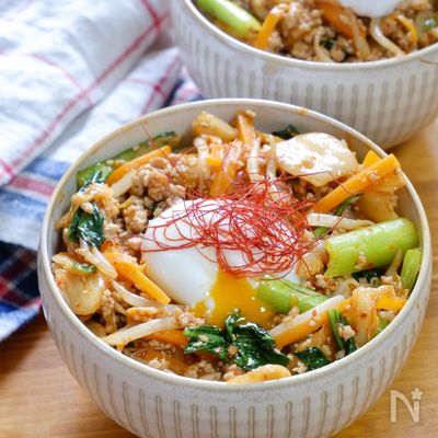 豚ひき肉～甘辛お味噌のそぼろ丼 by 今日のおうちごはん！クックパッド簡単おいしいみんなのレシピが392万品