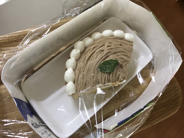 ケーキの箱が冷蔵庫に入らない！ケーキを省スペースで保管する3つの方法 - 片づけ収納ドットコム