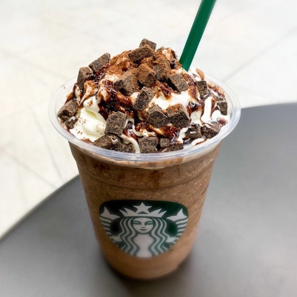 スタバの「エクストラホイップ」の頼み方マスターの徹底解説！5種類の裏技カスタマイズイチオシichioshi