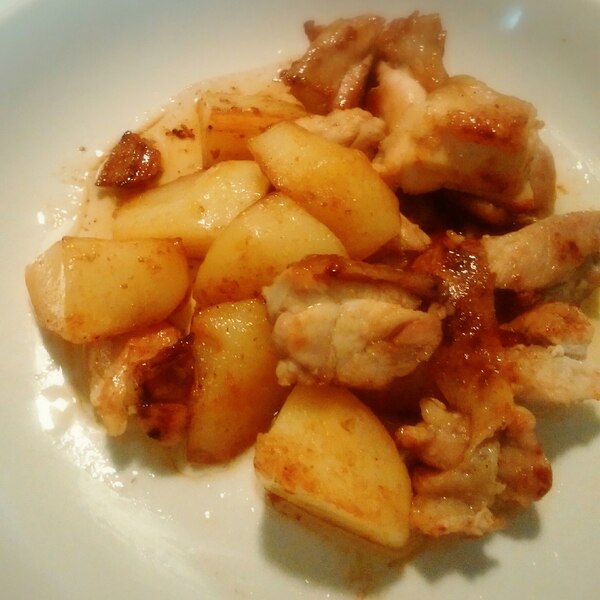 鶏肉と春キャベツのガーリックバターぽん酢炒め