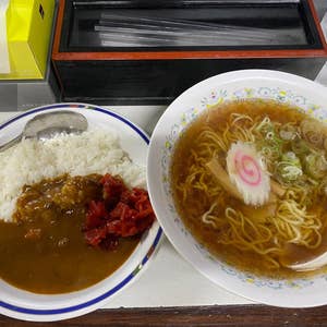 北区 赤羽ララガーデンの「肉のヤマ牛」でイートイン！店内でしか食べられない『肉そば』を堪能しました。赤羽マガジン