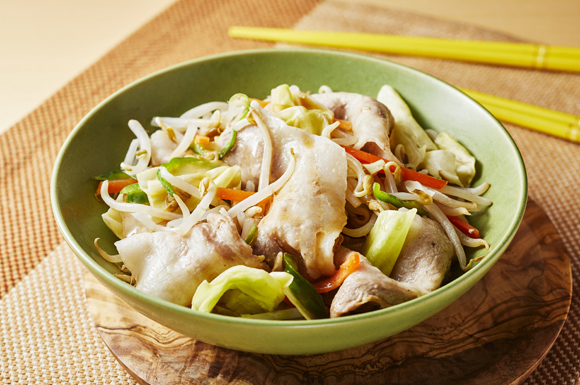 レンジでかんたん！きのこの豚肉巻きサラダ