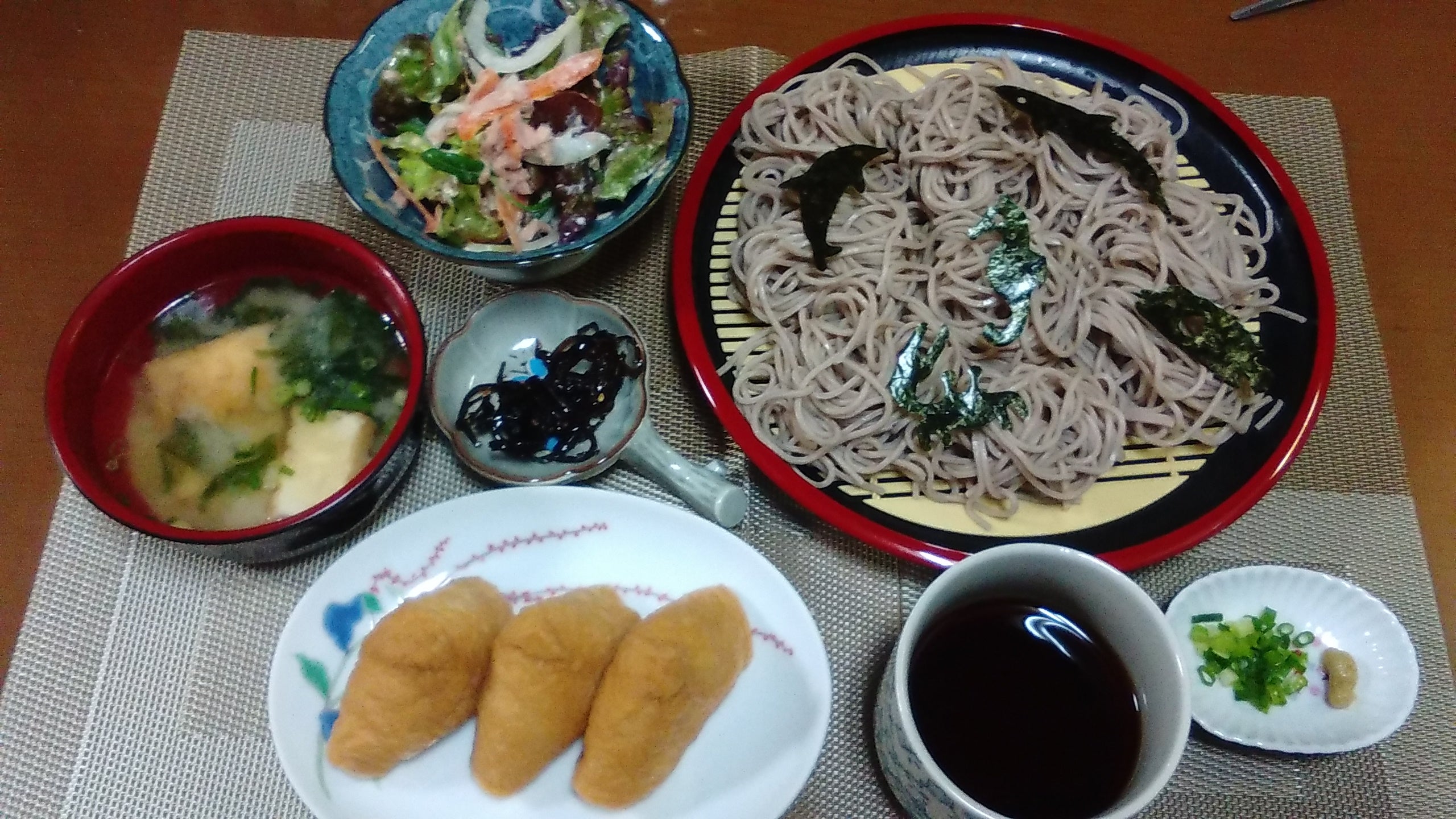 ざるそばの献立 簡単レシピ！冷たいそばに合う付け合わせは？天ぷら以外のおかず・主食・副菜・スープまで