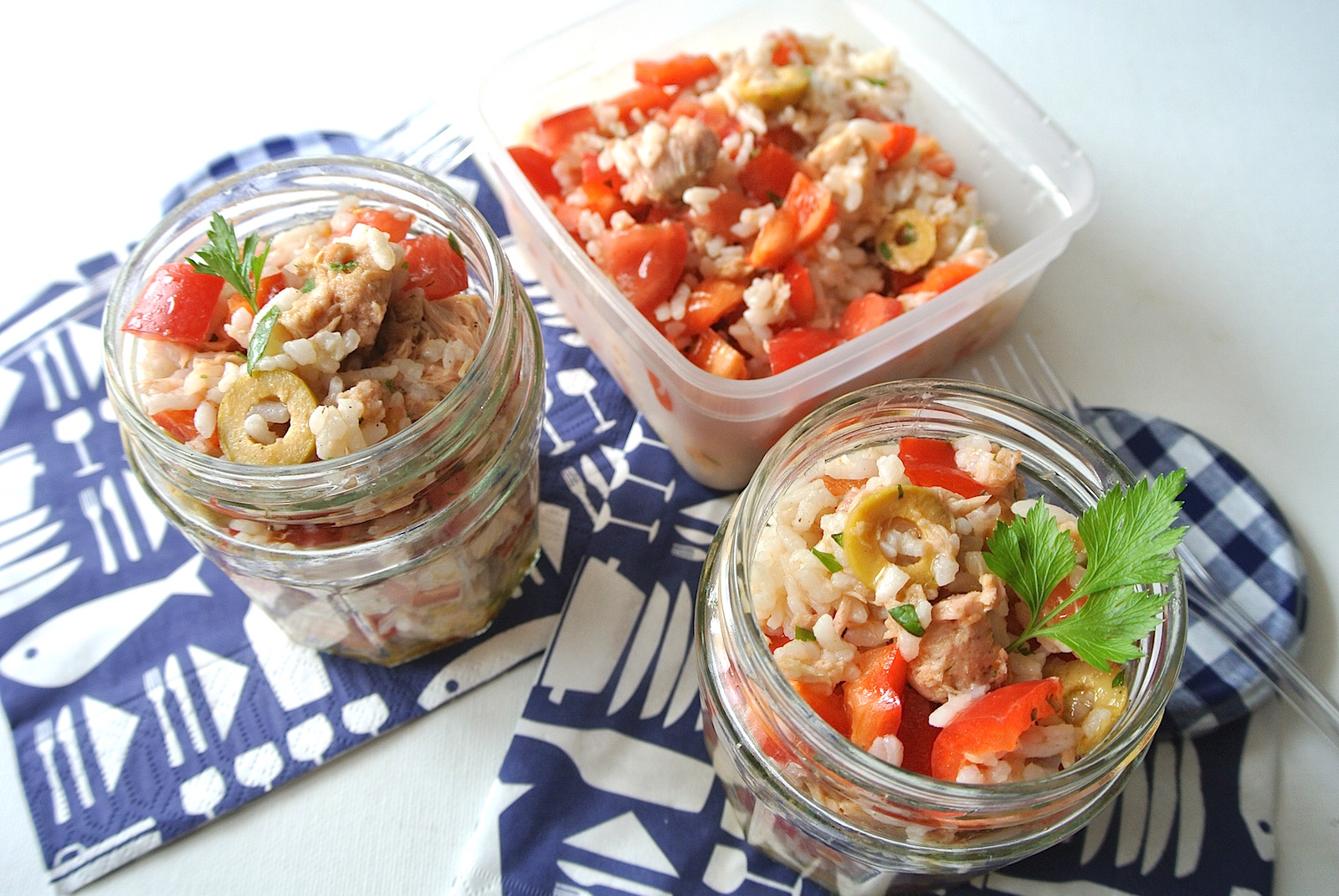 残った冷やご飯を活用！キャンプの朝にオススメのスープリゾット料理・レシピBE-PAL キャンプ、アウトドア、自然派生活の情報源ビーパル